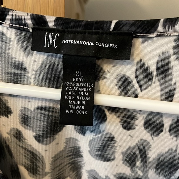 INC Sleeveless animal top tank - Picture 2 of 3